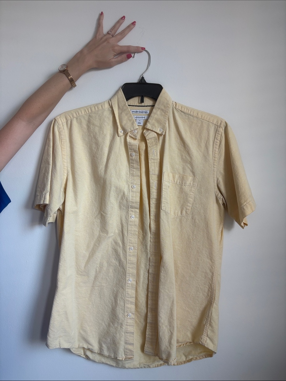 Amazon Essentials Pale Yellow Short-Sleeve Button-Down Shirt
